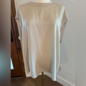 Vince silk oversized shirt color cream size Medium. Perfect conditions